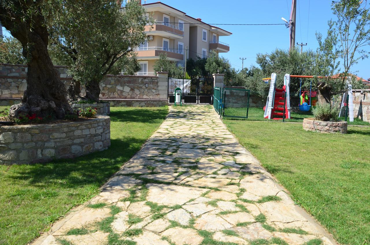 Elisa Hotel Ayvalik Exterior photo